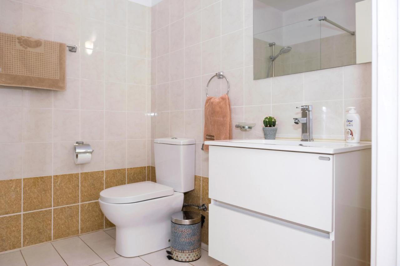 Sofia Apartment 700M Away From The Beach Паралимни Екстериор снимка
