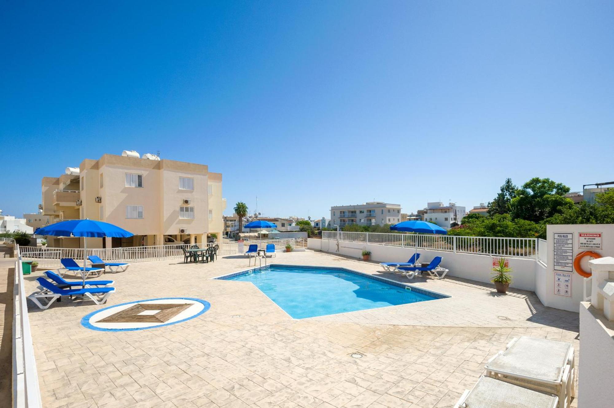 Sofia Apartment 700M Away From The Beach Паралимни Екстериор снимка