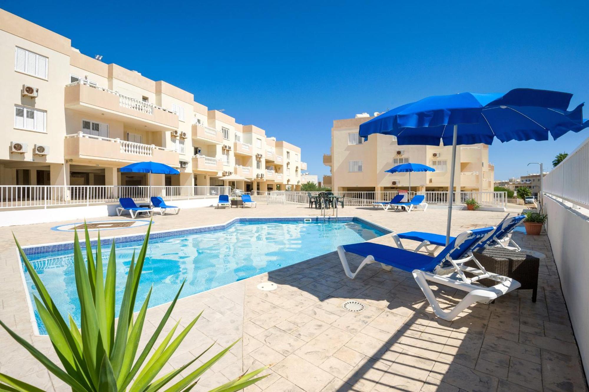 Sofia Apartment 700M Away From The Beach Паралимни Екстериор снимка